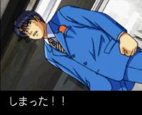 男性,青いスーツ,眼鏡,転倒,しまった！！