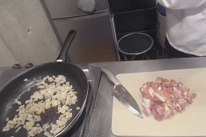 21時15分 ごろ