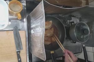 21時15分 ごろ