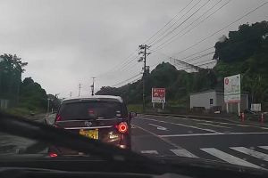 18時35分 ごろ
