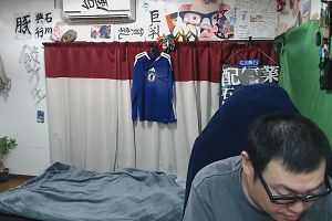 21時15分 ごろ