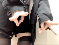 手,ジェスチャー,黒い服,ストッキング