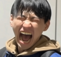男性,叫ぶ,笑顔,屋外,短髪